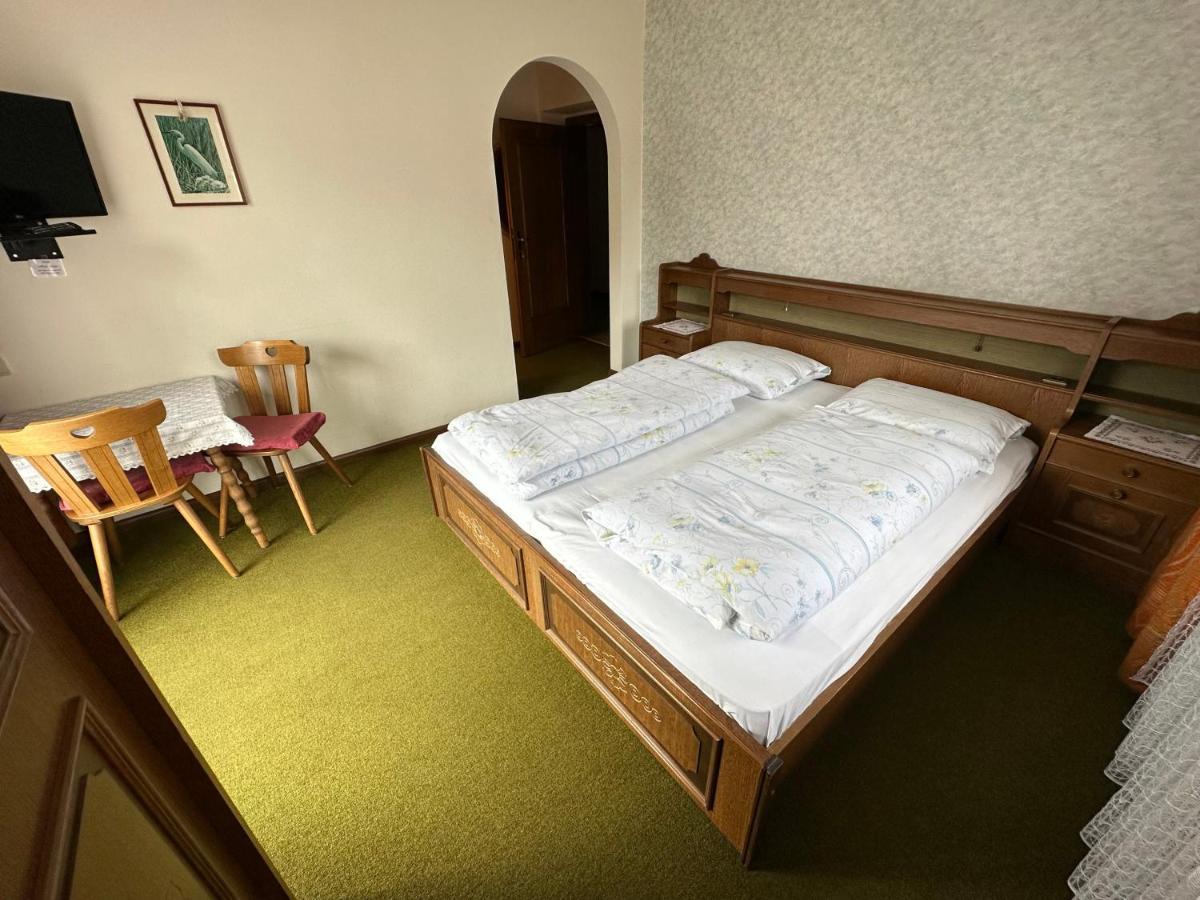 Apartments Gasser Monguelfo-Tesido / Welsberg-Taisten Bagian luar foto