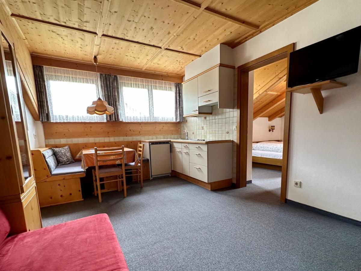 Apartments Gasser Monguelfo-Tesido / Welsberg-Taisten Bagian luar foto
