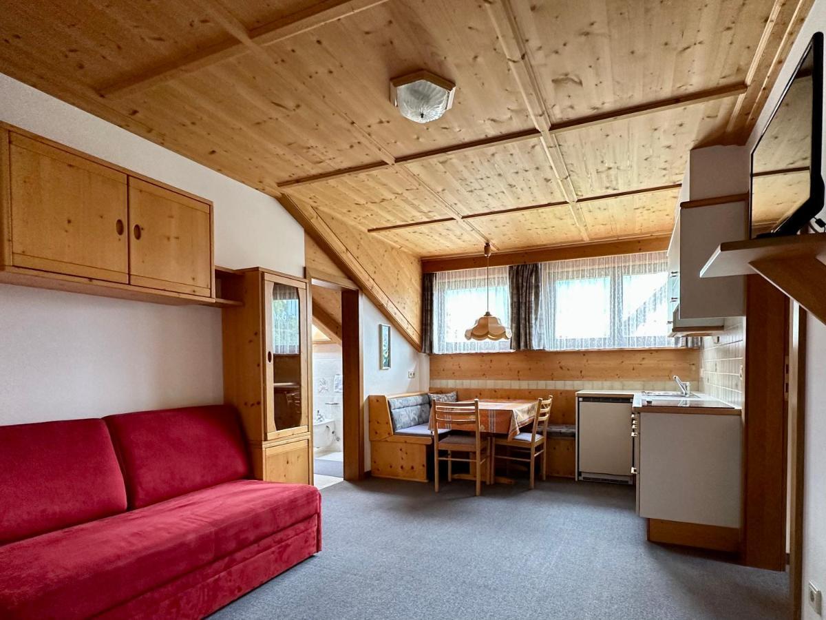 Apartments Gasser Monguelfo-Tesido / Welsberg-Taisten Bagian luar foto