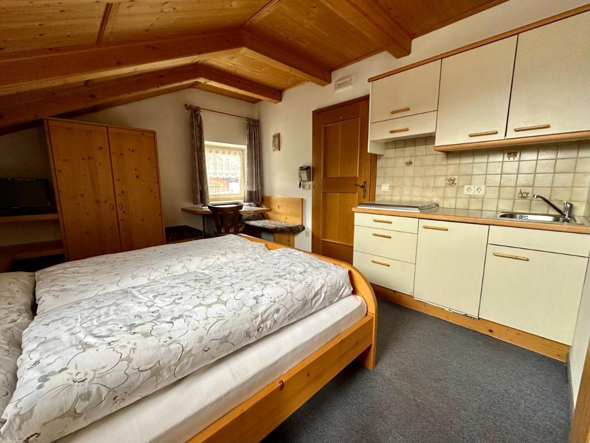 Apartments Gasser Monguelfo-Tesido / Welsberg-Taisten Bagian luar foto