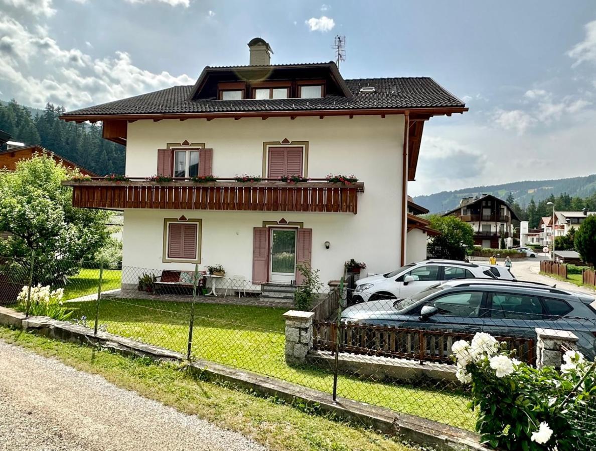 Apartments Gasser Monguelfo-Tesido / Welsberg-Taisten Bagian luar foto